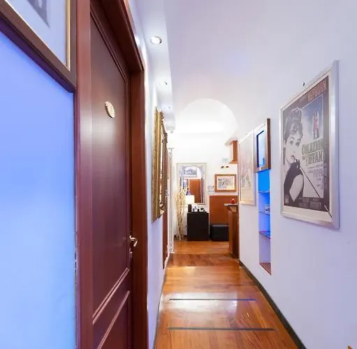 Hotel 3rd Floor 69 Manin Street