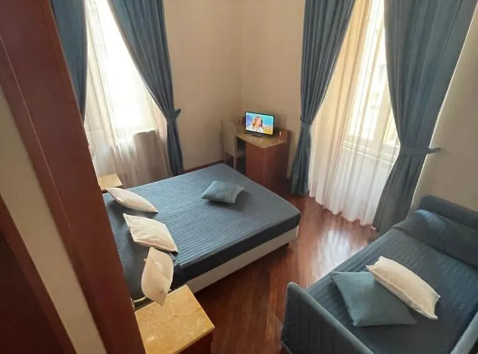 Hotel 3rd Floor 69 Manin Street