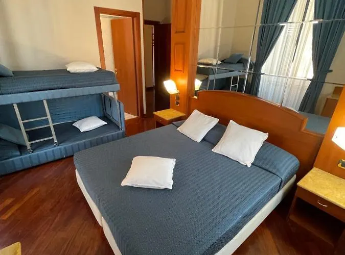 Hotel 3rd Floor 69 Manin Street 3*