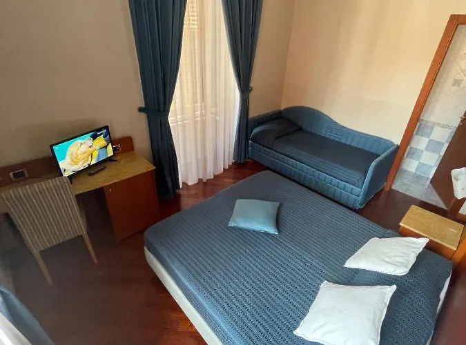 Hotel 3rd Floor 69 Manin Street Rom
