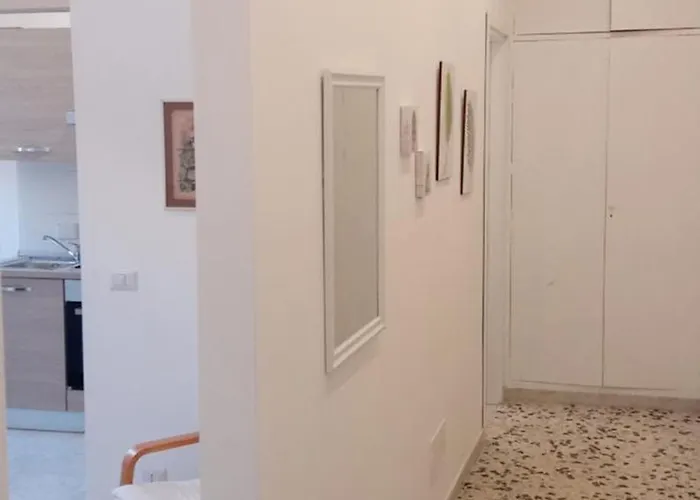 3rd Floor 69 Manin Street 3*